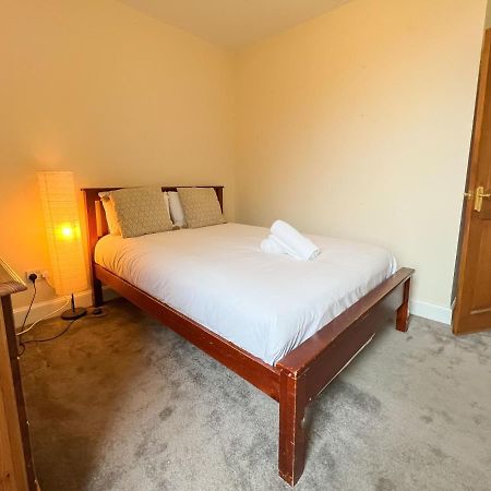 Convenient 2Br Flat Gorgie Edinburgh Apartamento Exterior foto